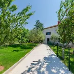 Dragutin Apartment Medulin
