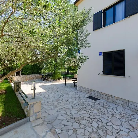 Dragutin Apartment Medulin