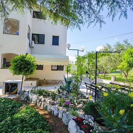 Appartamento Dragutin Medolino